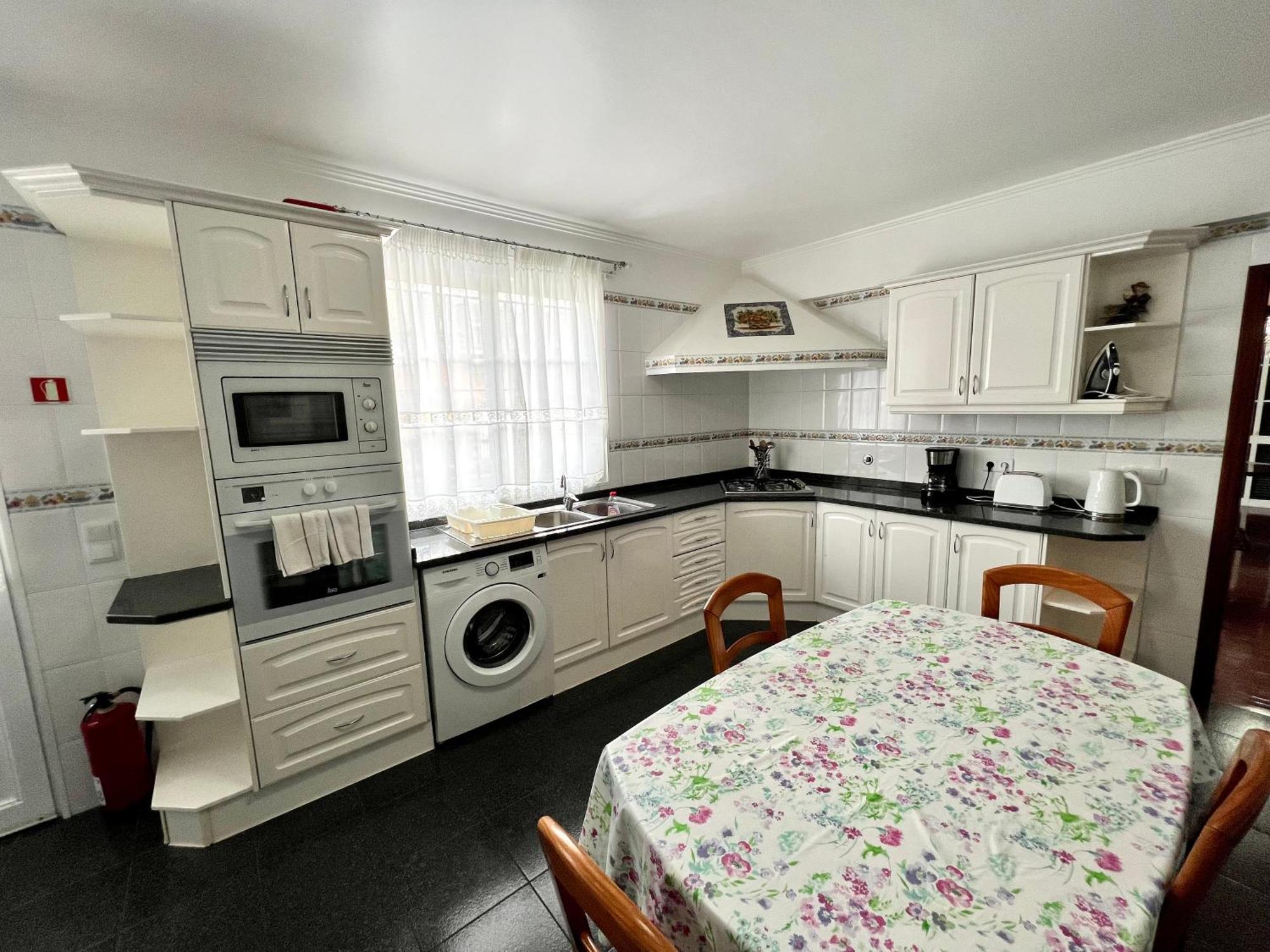 Classic Tranquil Madeiran 4-Bedroom Villa Funchal Buitenkant foto